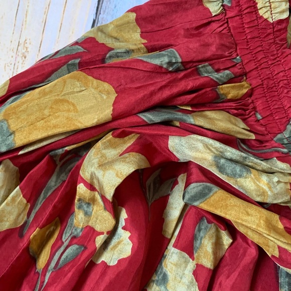 Vintage 100% silk red and yellow floral flowy maxi skirt - Picture 7 of 7